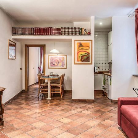 ローマCozy Flat In Trevi Fountainアパートメント エクステリア 写真
