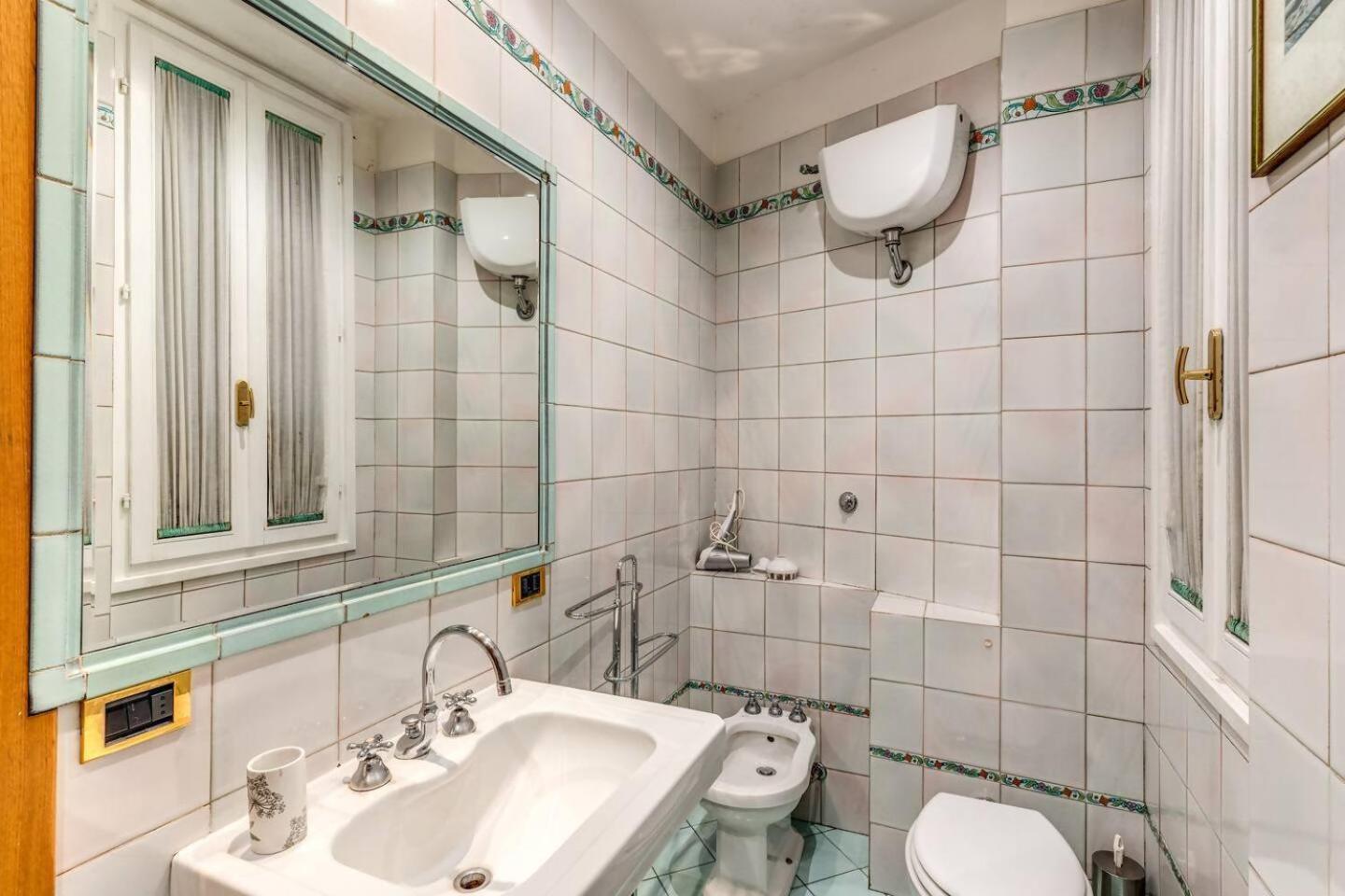 ローマCozy Flat In Trevi Fountainアパートメント エクステリア 写真