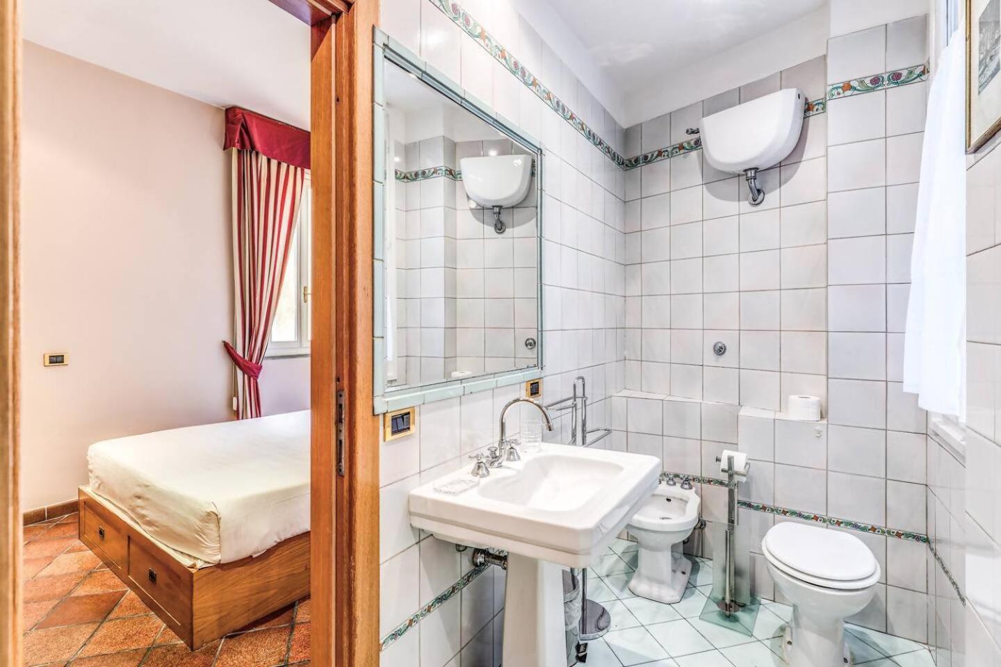 ローマCozy Flat In Trevi Fountainアパートメント エクステリア 写真